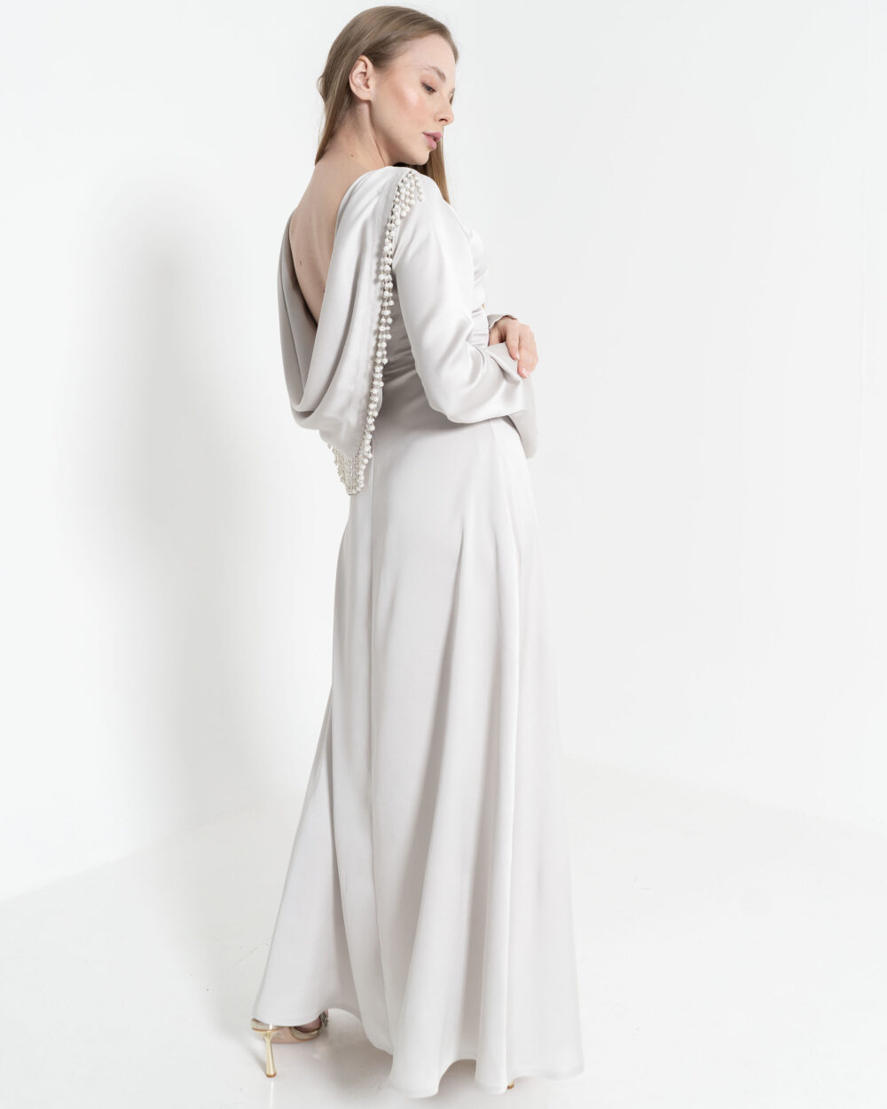 R103 - Image 4